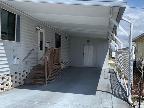 3rd image of 34613 Pine Dr N
