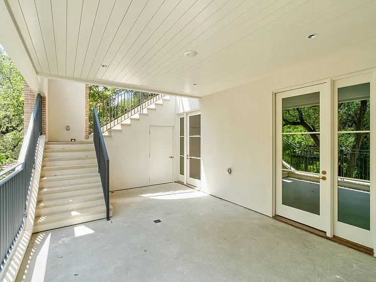 4500 River Wood Ct — Photo 26