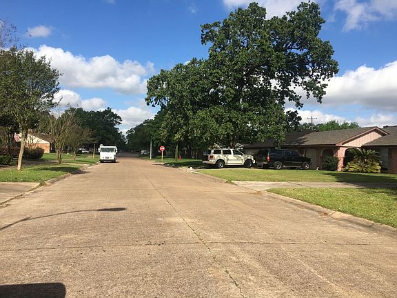 4th image of 14115 Duncannon Dr