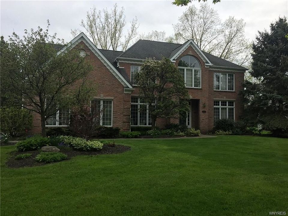 1st image of 40 Silent Meadow Ln