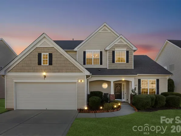 12312 McAllister Park Dr, Charlotte, NC 28277