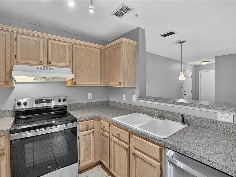 7701 Timberlin Park Blvd #1427 — Photo 14
