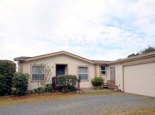 940 Elmira Ave SE, Bandon, OR 97411