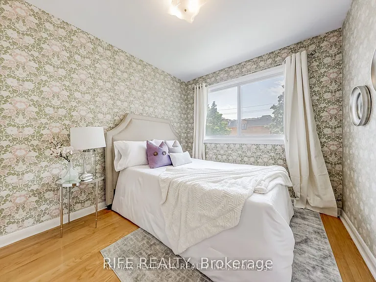 387 Willowdale Ave — Photo 7