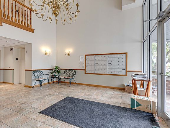 2nd image of 675 Pearson St APT 707