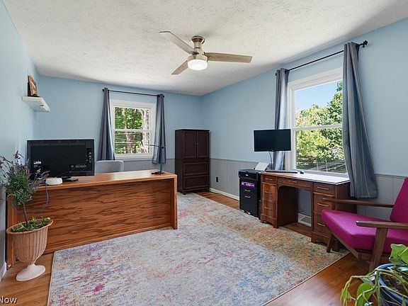 5th image of 416 Apple Hill Dr