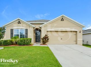 915 Freedom Blvd, Davenport, FL 33837