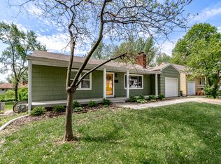 4105 W 62nd Ter, Fairway, KS 66205