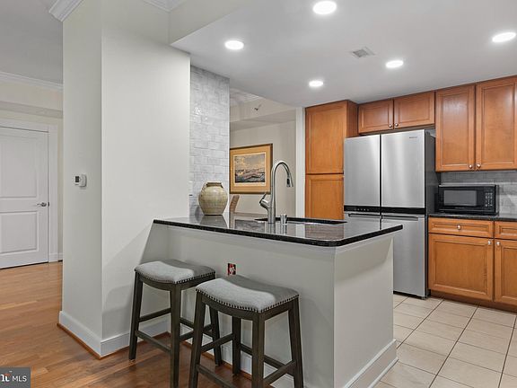 2nd image of 5 Park Pl APT 117