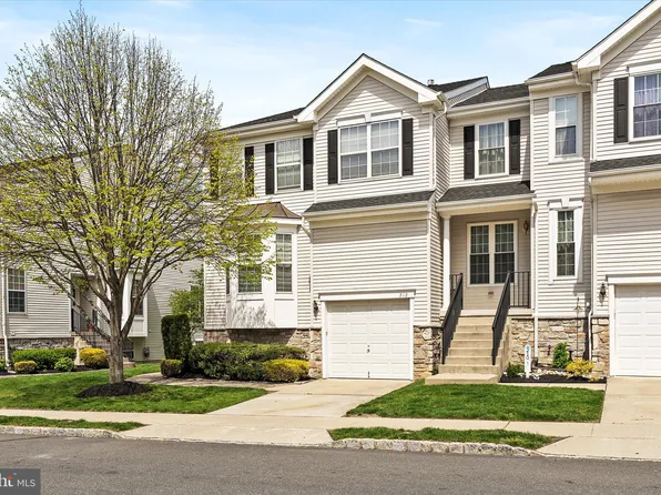 212 Hawthorne Way, Riverside, NJ 08075