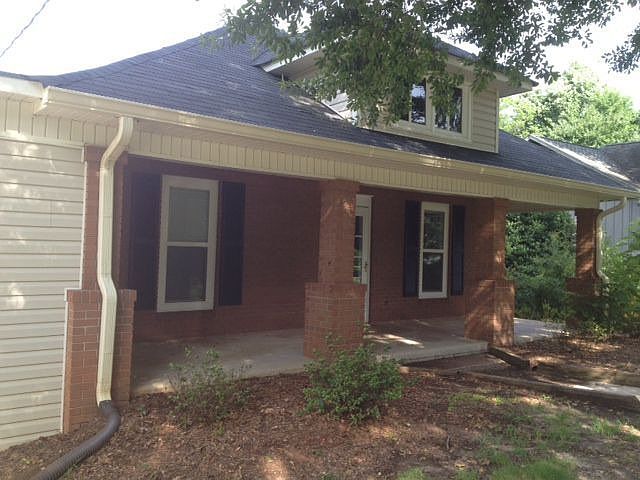 1st image of 544 Lakeview Dr