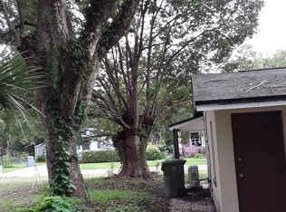 609 N 6th St, Palatka, FL 32177
