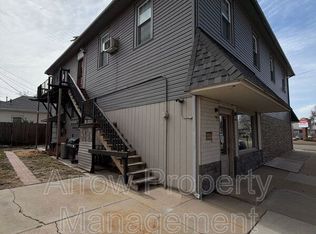 2004 S 10th St #4, Lincoln, NE 68502