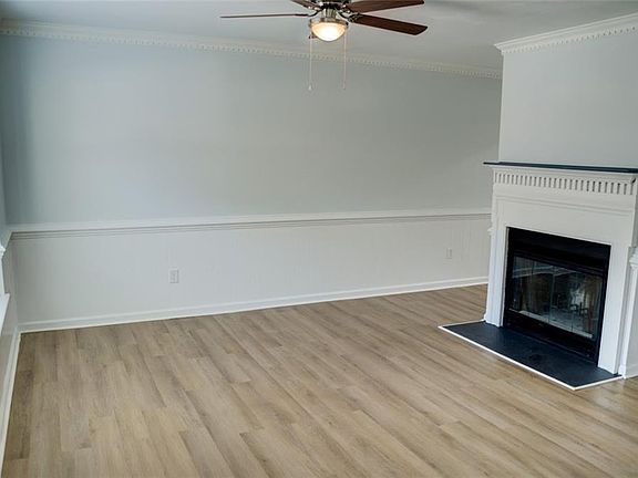 2nd image of 5686 Rivermill Cir