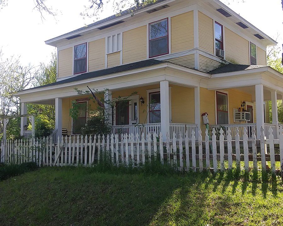 602 S 5th St, Hugo, OK 74743 Zillow