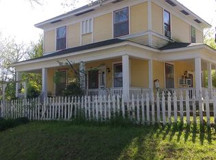 602 S 5th St, Hugo, OK 74743