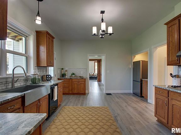 2nd image of 429 Kochs Ln