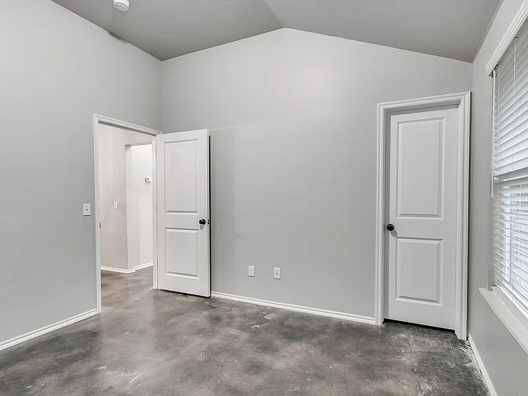 818 Coles Creek Ln — Photo 21