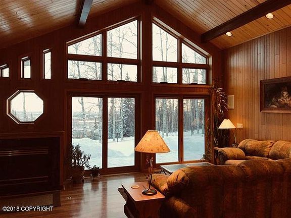 3rd image of 1420 Goshawk Ln