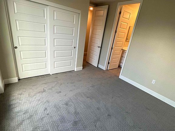 3rd image of 401 Industrial Pkwy #111