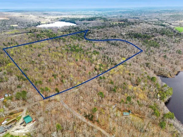 501 Noyes Road, Waldoboro, ME 04572