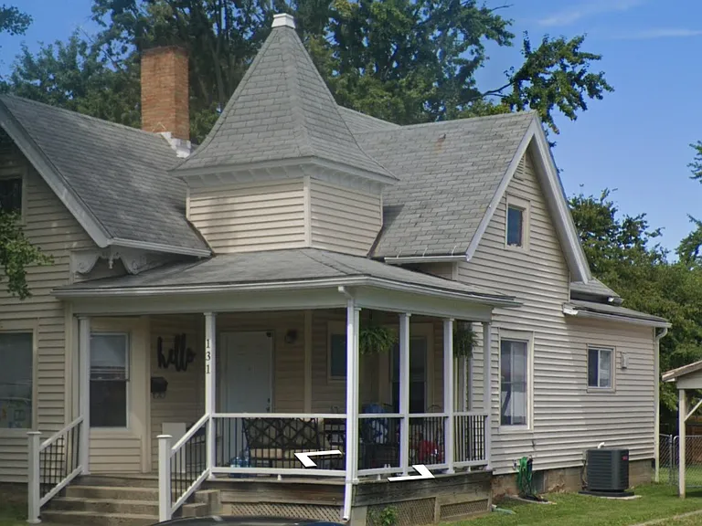 131 W Vine St — Photo 1