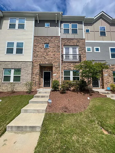 313 King Closer Dr Photo 1