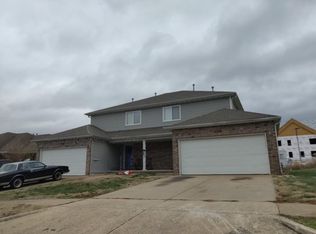 3707-3709 W Brook Ct, Springfield, MO 65807