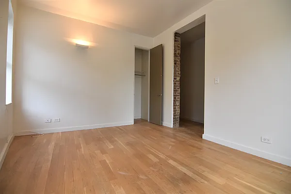 Rented by Bohemia Realty Group | media 4