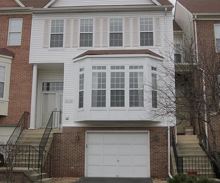 1st image of 21140 Millwood Sq