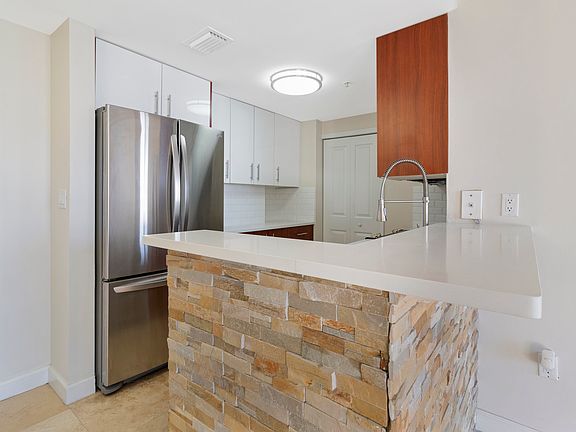 2nd image of 2650 SW 37th Ave APT 801