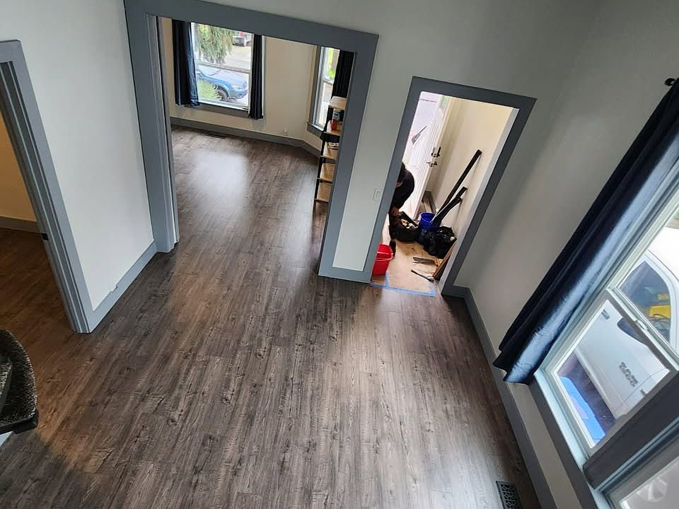 Dining room / living room / entry