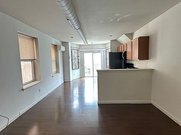 4th image of 1313 N 15th St APT D