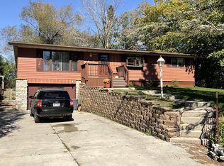 W2234 Norene ROAD, Howards Grove, WI 53083