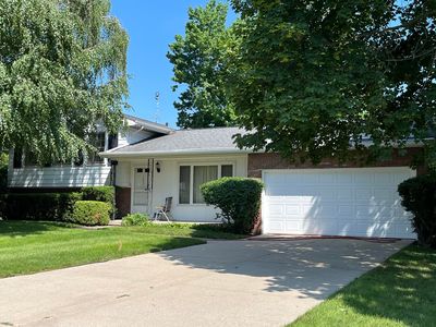 1827 Millbrook St SE, Grand Rapids, MI, 49508