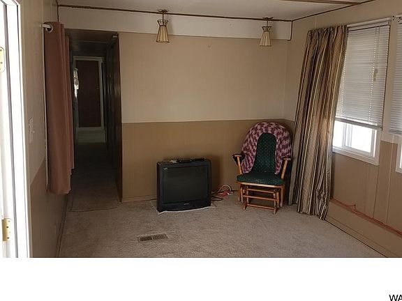 2nd image of 3649 Tourmaline St