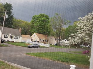 32 Ferncrest Dr, East Hartford, CT 06118