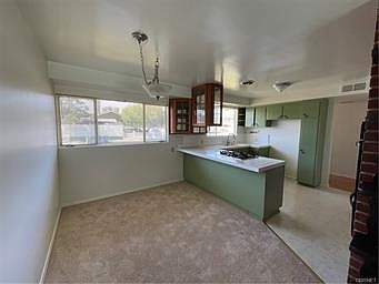 5th image of 16422 Romar St