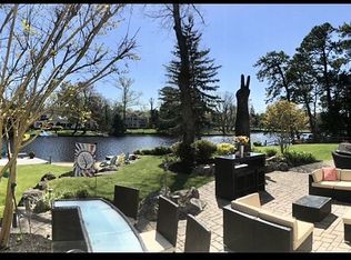 108 N Lakeside Dr E, Medford, NJ 08055