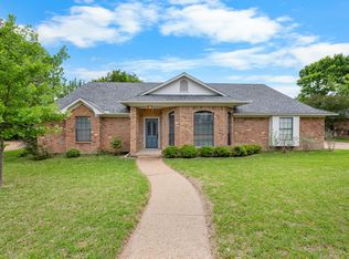 1208 Dendron Dr, Hewitt, TX 76643