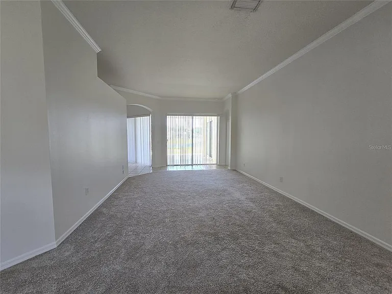 15305 Palomapark Ln — Photo 3