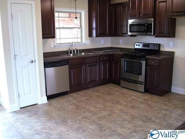 2nd image of 112 Fairburn Ave