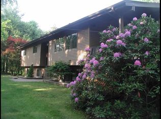 7 Meadowview Ln, Somers, NY 10589