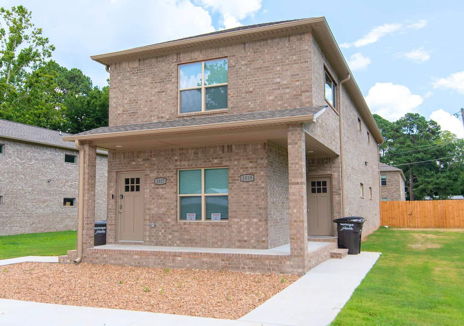 3 bed, 1404 sqft, $2,900 — Photo 1