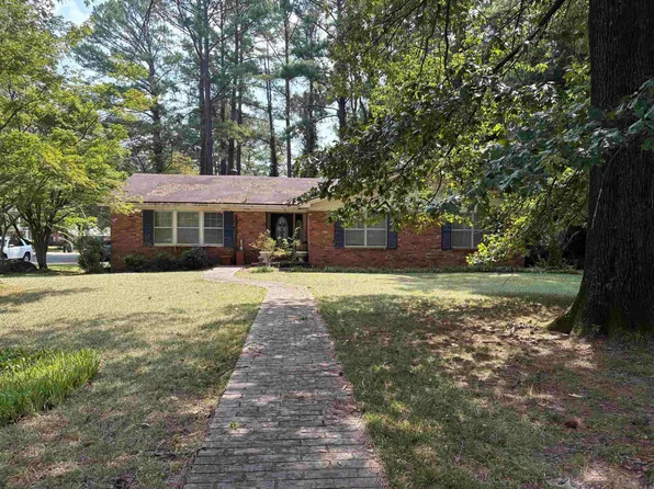 910 Sunnyhill St, Searcy, AR 72143