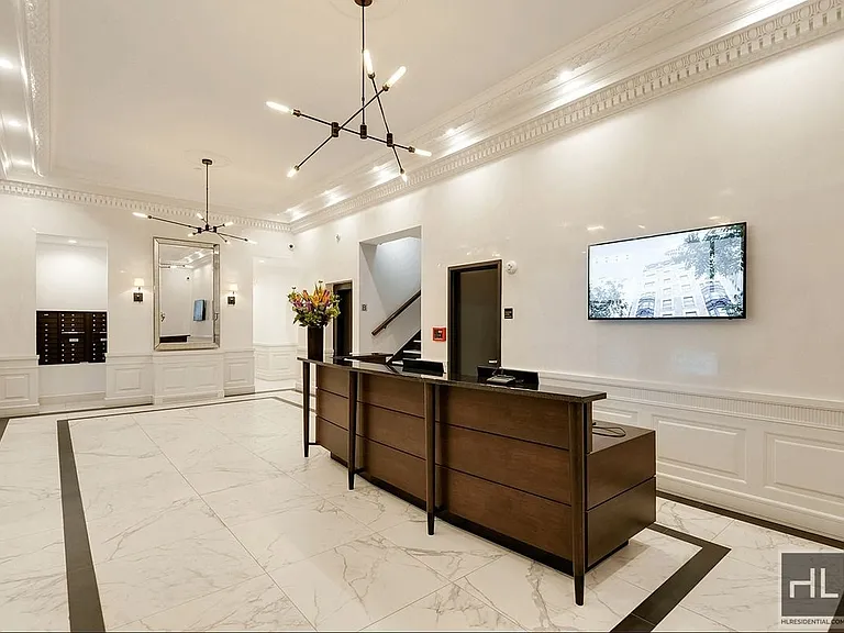 252 W 76th St #5C — Photo 6