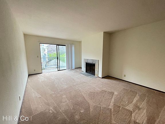 2nd image of 125 Gardenside Dr #311