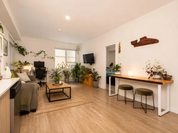 37881 Cleveland Ave #302, Squamish, BC V8B 0Z7