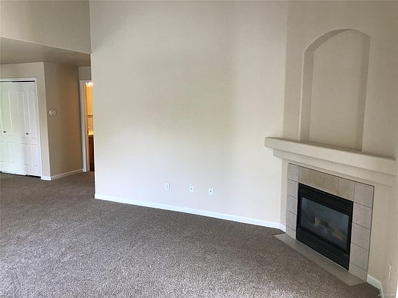 4th image of 4745 Hahns Peak Dr Unit 202