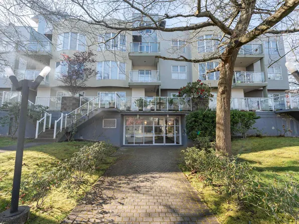 8600 Jones Rd #103, Richmond, BC V6Y 3Z3